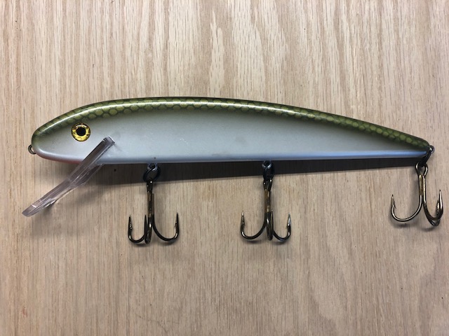Details about   6" Deep Diving Shad Grandma Lure Crankbait Musky Holo Tennessee Shad G6HDD-18
